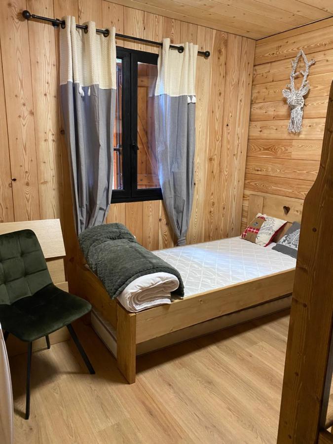 Au Pieds Des Pistes Le Cambre Aze Chalet *